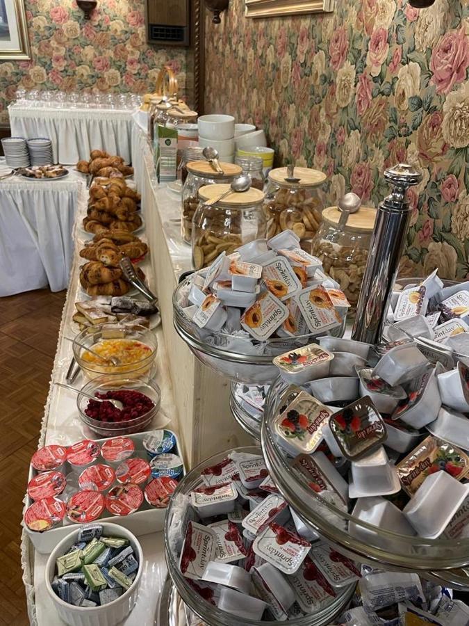 Villaggio Hotel Aquila Calliano  Eksteriør bilde