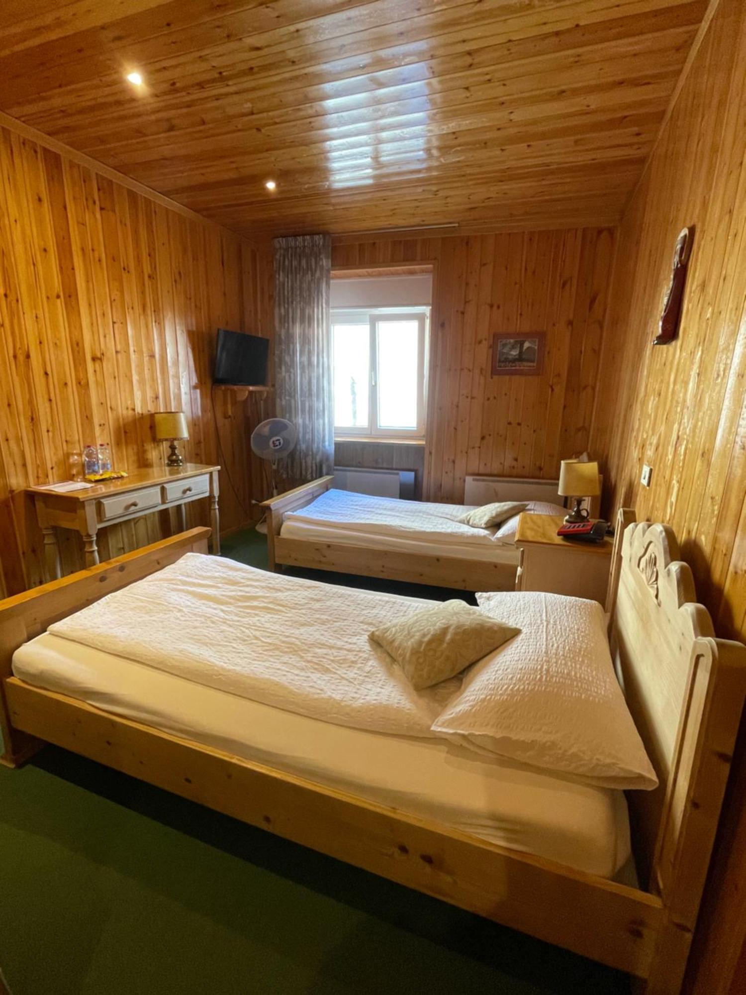 Villaggio Hotel Aquila Calliano  Eksteriør bilde