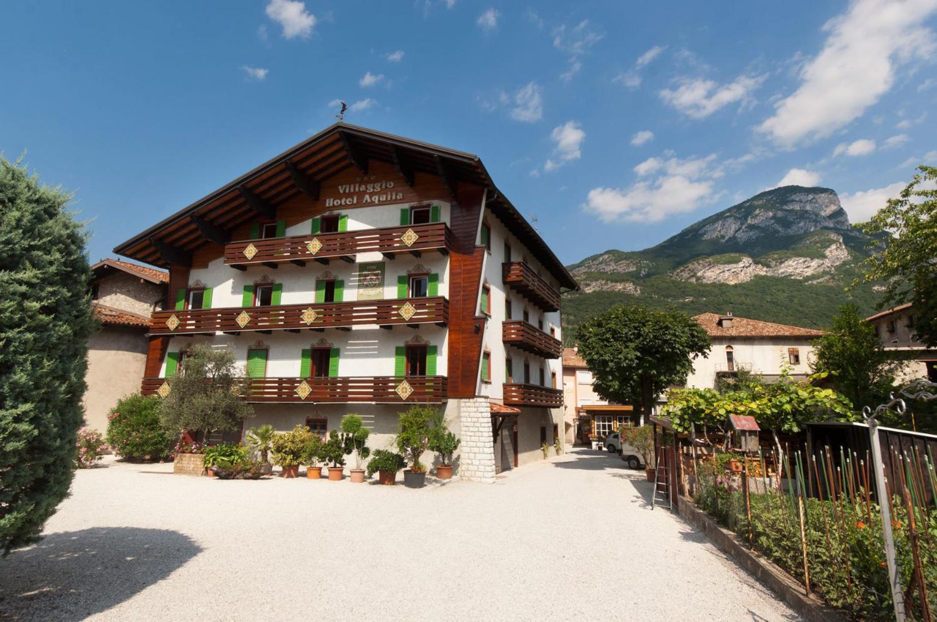 Villaggio Hotel Aquila Calliano  Eksteriør bilde